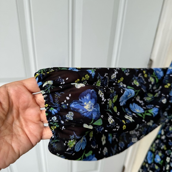 BANANA REPUBLIC. Chic, Long-Sleeve, Black & Blue Floral Dress. Size S. L… - Picture 8 of 11